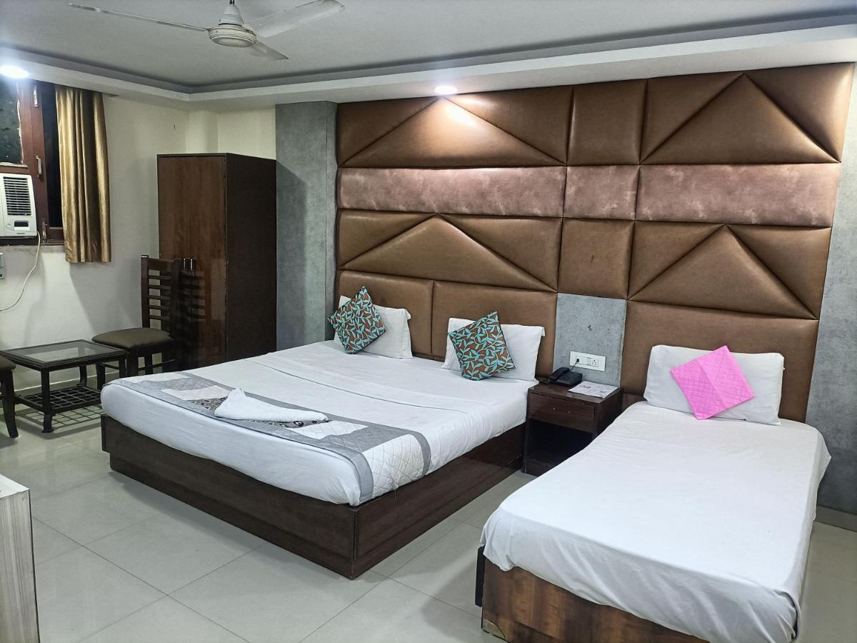 Hotel Le Mount Near Igi Airport 뉴델리 외부 사진