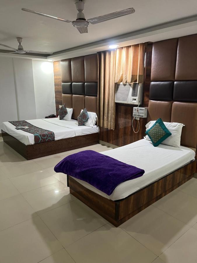 Hotel Le Mount Near Igi Airport 뉴델리 외부 사진