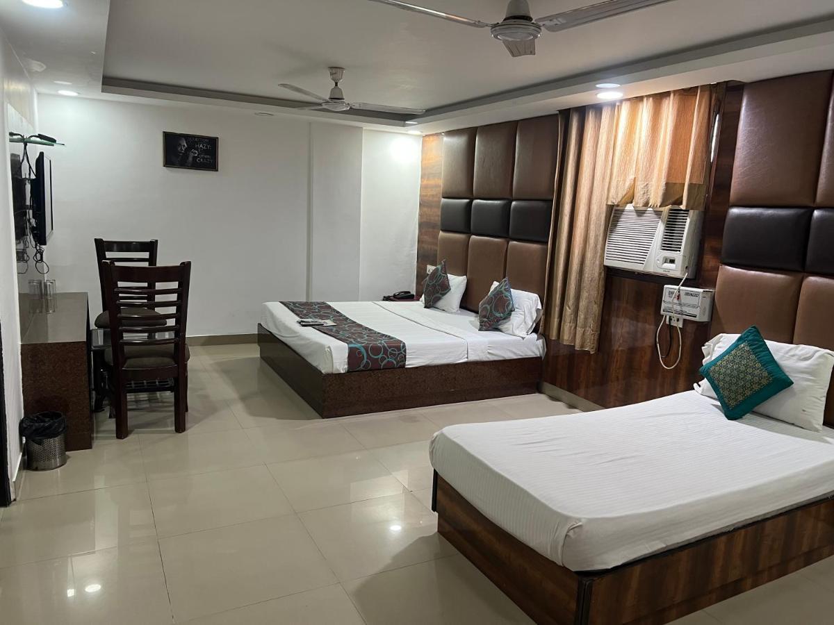 Hotel Le Mount Near Igi Airport 뉴델리 외부 사진